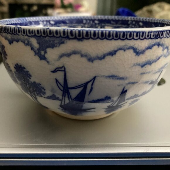 179 Vintage Porcelain Toile Tea Cup - Picture 1 of 5